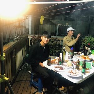 Meet your Posher, Đạt